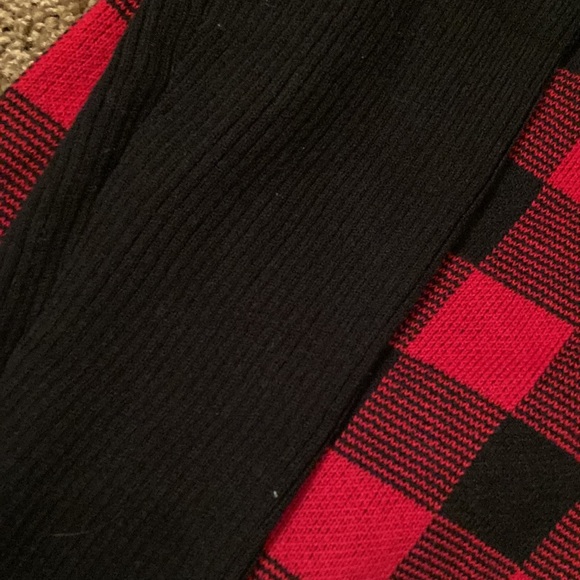 CHAPS. Red and black sweater. Size 1X. NWT - Picture 4 of 8